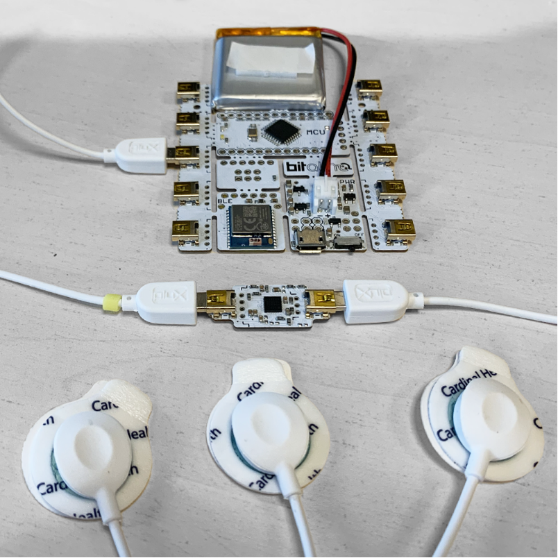 BITalino board wired to the EMG sensor and three electrodes